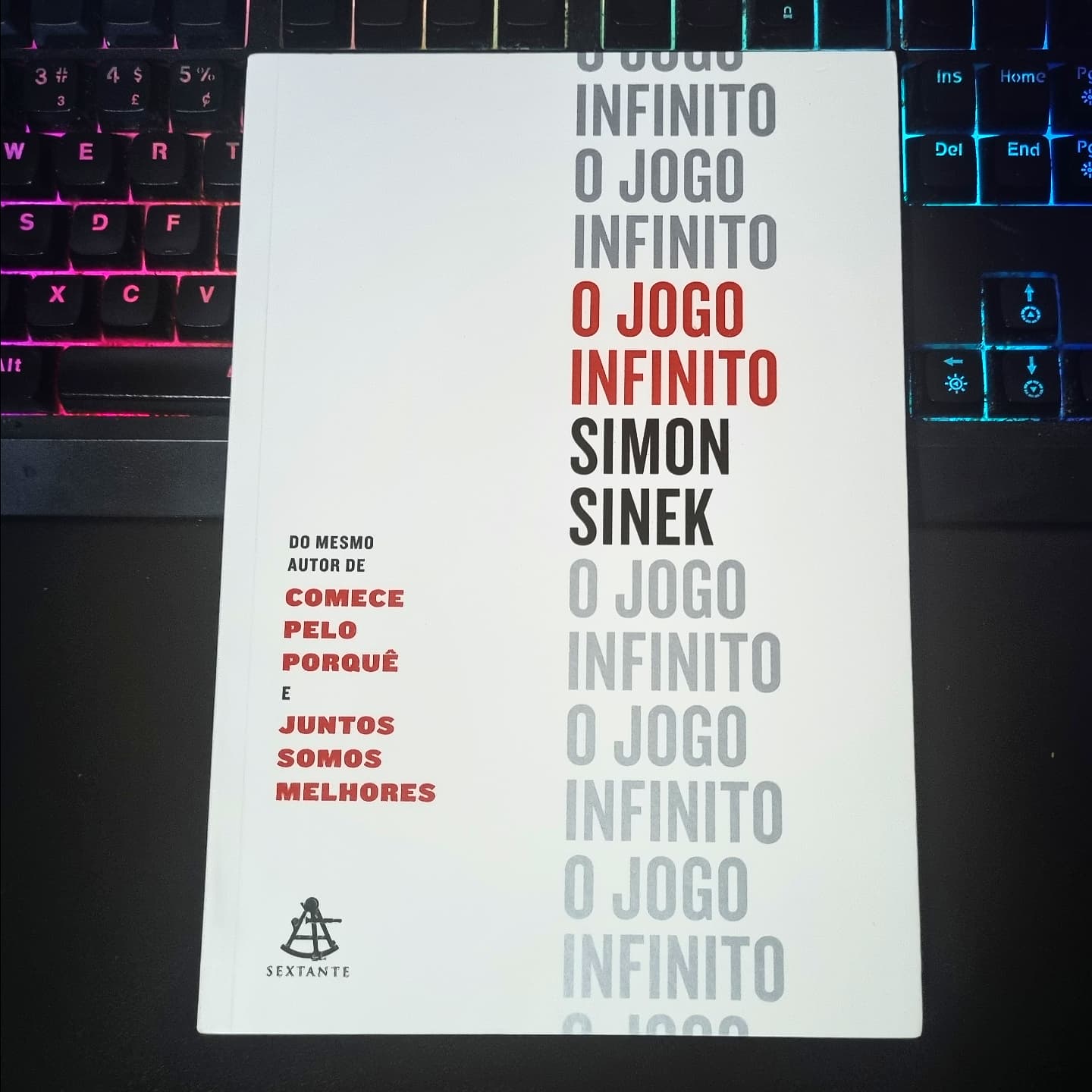 Livro O jogo infinito de Simon Sinek